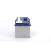 Акумуляторна батарея 60А BOSCH S4 ПРАВ [+] 12V 60AH 540A 242*175*175
